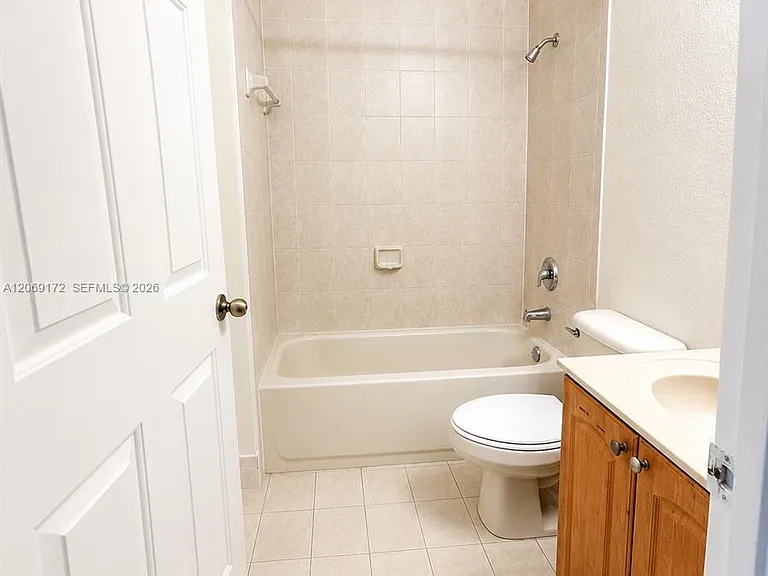 2528 SE 14th Ave #296 — Photo 16