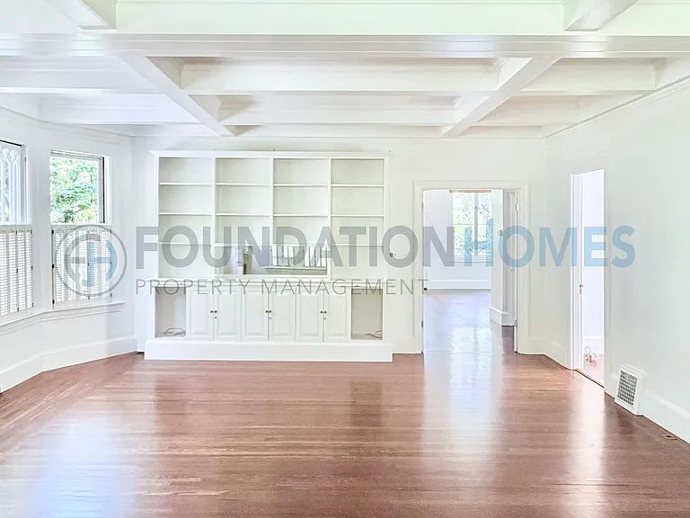 115 Lagunitas Rd — Photo 6