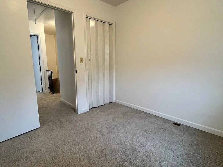 599 Bailey Rd — Photo 18