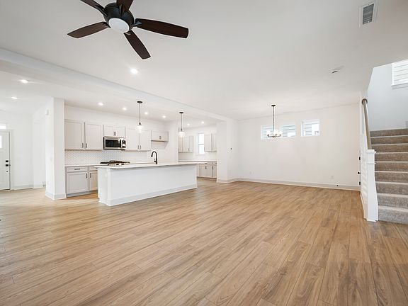 4th image of 12001 Gia Ct