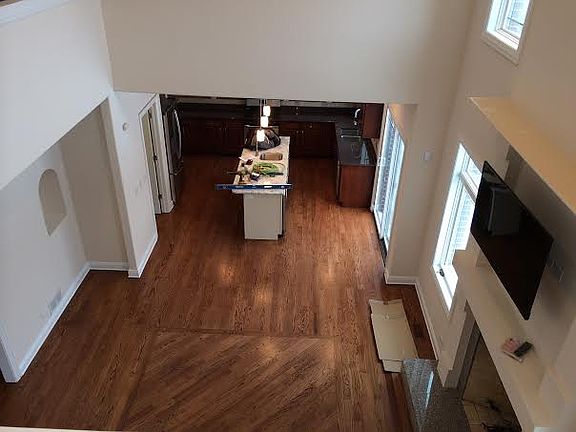 4th image of 9443 Sayre Ave