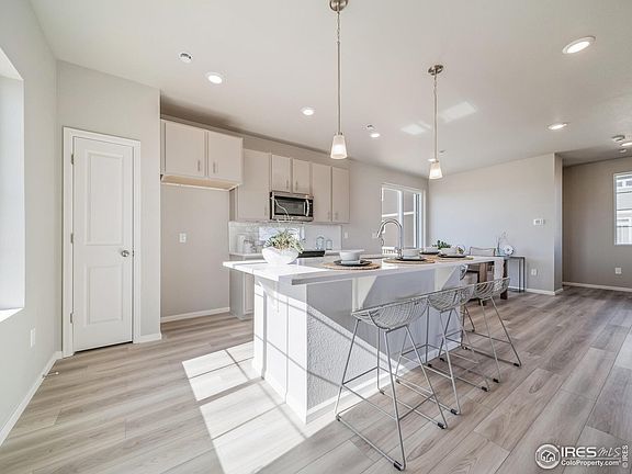 3rd image of 3392 Streamwood Dr