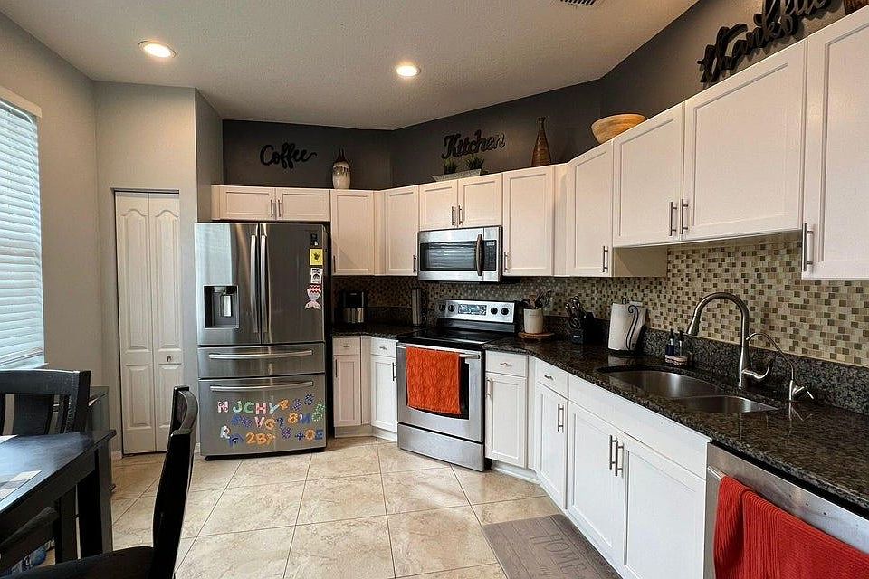 1st image of 9772 SW Eastbrook Cir
