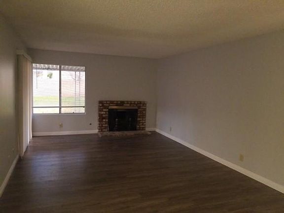 3rd image of 21333 E Venton St