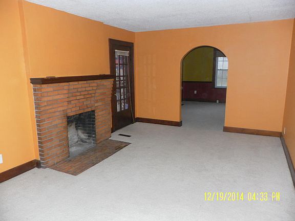 4th image of 2515 NE Woodrow Dr