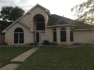 2300 Spring Mills Rd, Mesquite, TX 75181