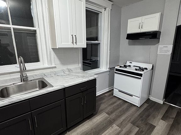 3rd image of 119 Inslee Pl APT 2