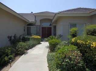 4001 Bridgewater Way, Bakersfield, CA