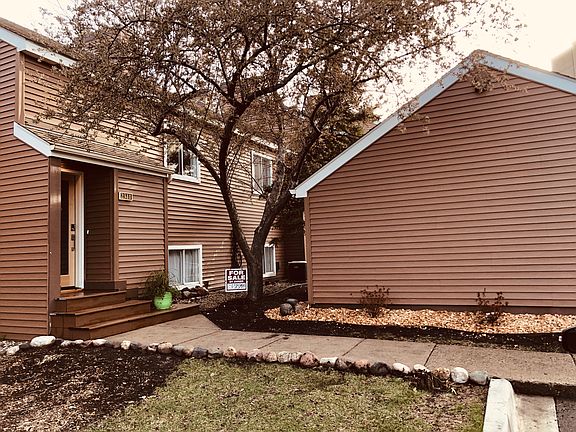 Front Yard -West View