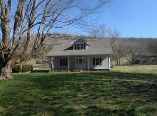 405 Wolf Hill Rd, Bethpage, TN 37022