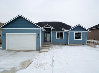 452 Spring View Pl, Chelan, WA 98816