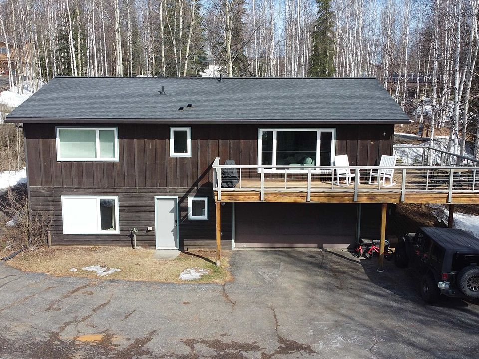 1st image of 1317 Overhill Dr