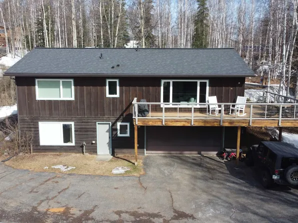 1317 Overhill Dr, Fairbanks, AK 99709