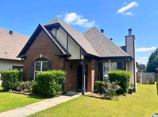 1060 Washington Dr, Moody, AL 35004