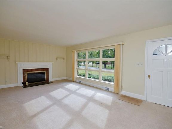 4th image of 1129 Trogdon Dr