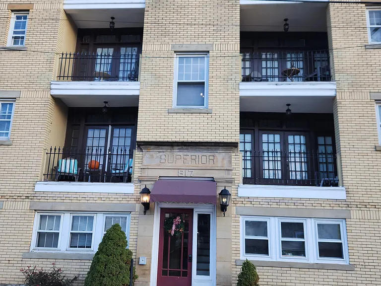 817 5th St NW — Photo 7