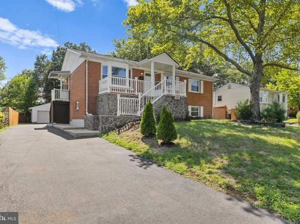 9811 Lomond Dr, Manassas, VA 20109
