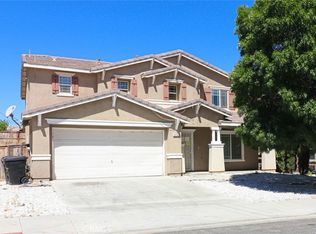 14756 Coachman Rd, Victorville, CA 92394
