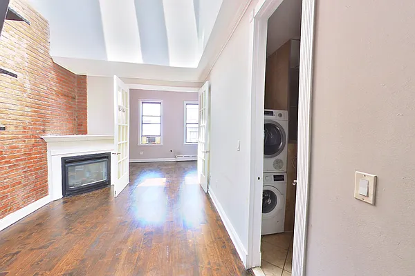 Rented by Centennial Properties NY | media 3