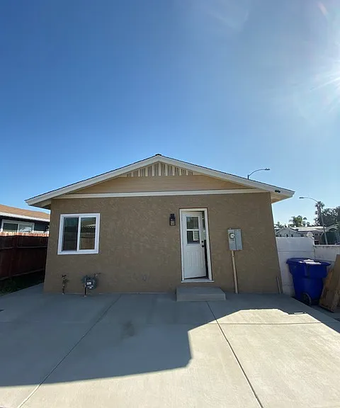 4204 Cherokee Ave — Photo 4