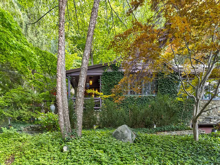 Juniper Ln — Photo 2