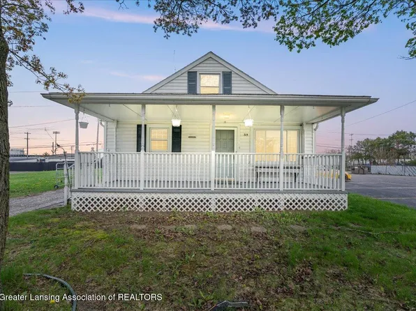 315 Hungerford St, Lansing, MI 48917