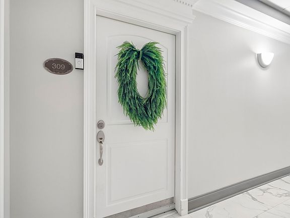 4th image of 400 Warioto Way APT 309