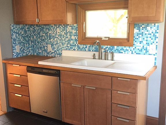 Kitchen has dishwasher