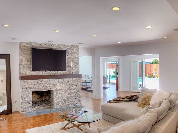 Living room with modern feel