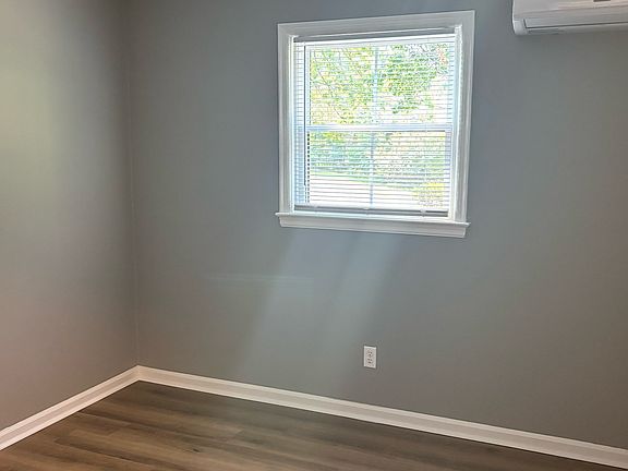 5th image of 3216 Forest Brook Rd #1
