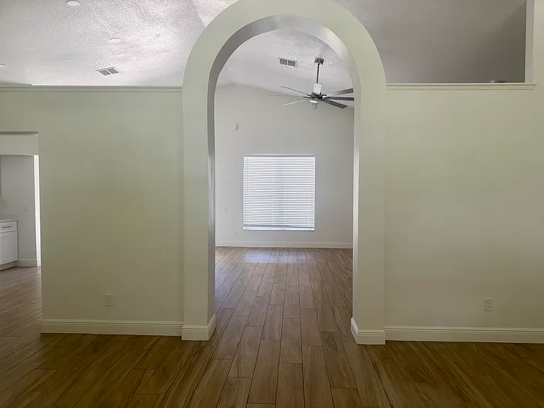 8089 Saint Andrews Cir — Photo 18