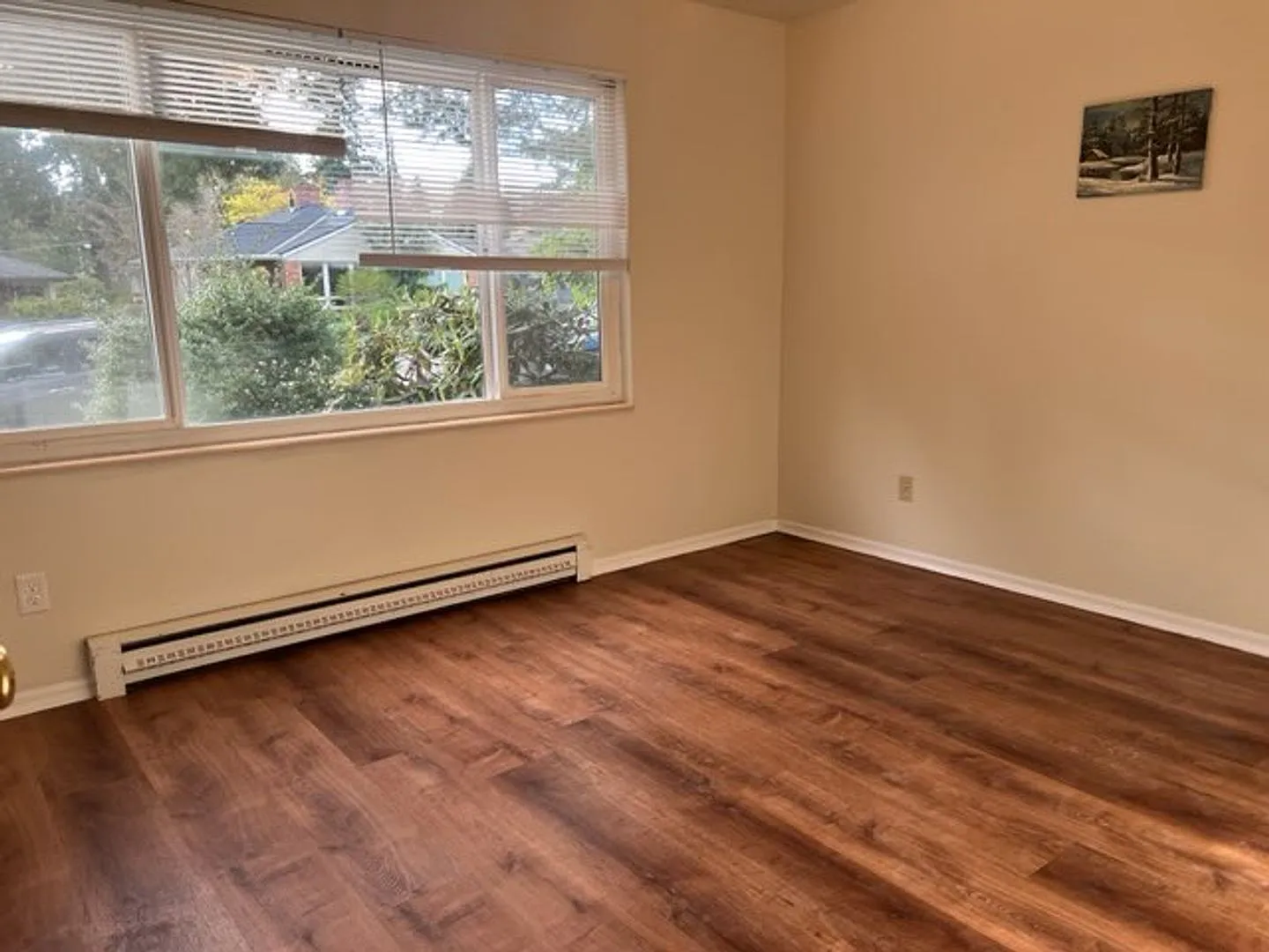 Lake City Apartment — Photo 3