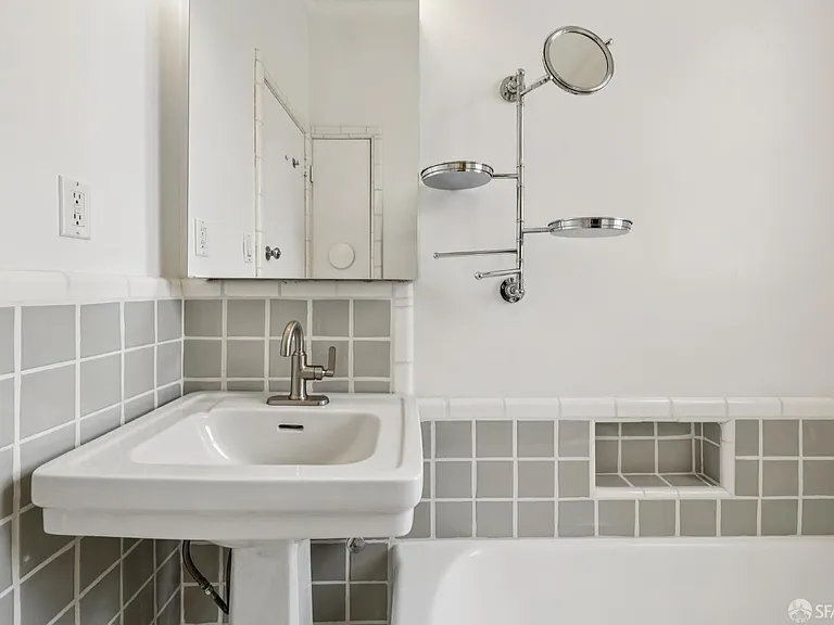 3337 Clay St #5 — Photo 44
