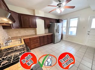 4453 N Kilbourn Ave #2, Chicago, IL 60630