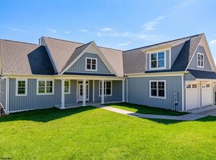 107 Lockwood Dr, Morgantown, WV