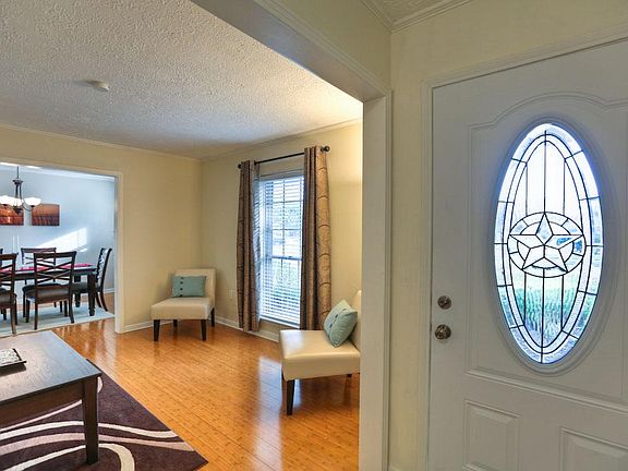 5th image of 1901 Winding Creek Dr