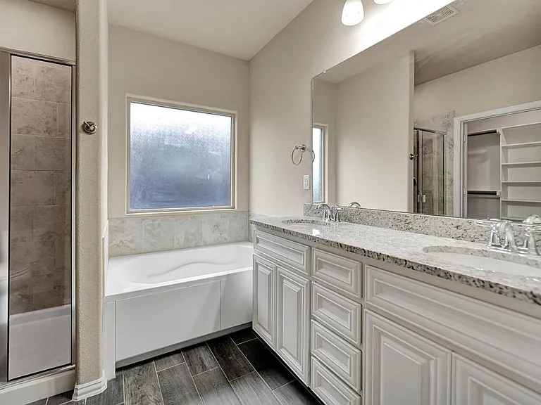 6711 Hall Of Fame Blvd — Photo 19