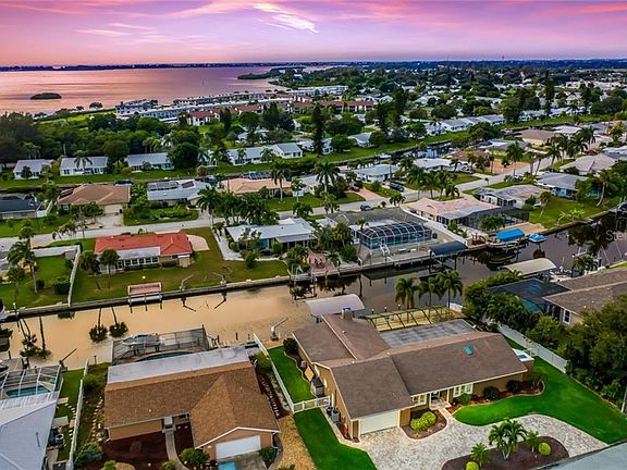 3rd image of 5008 Coral Blvd