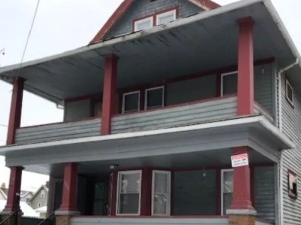 3296 W 99th St, Cleveland, OH 44102