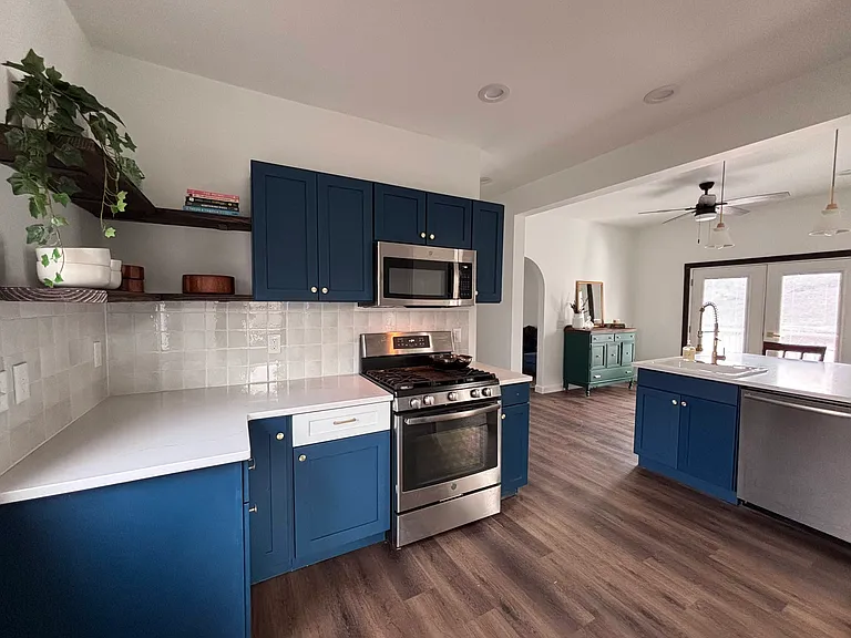 844 Marshall Ave — Photo 9
