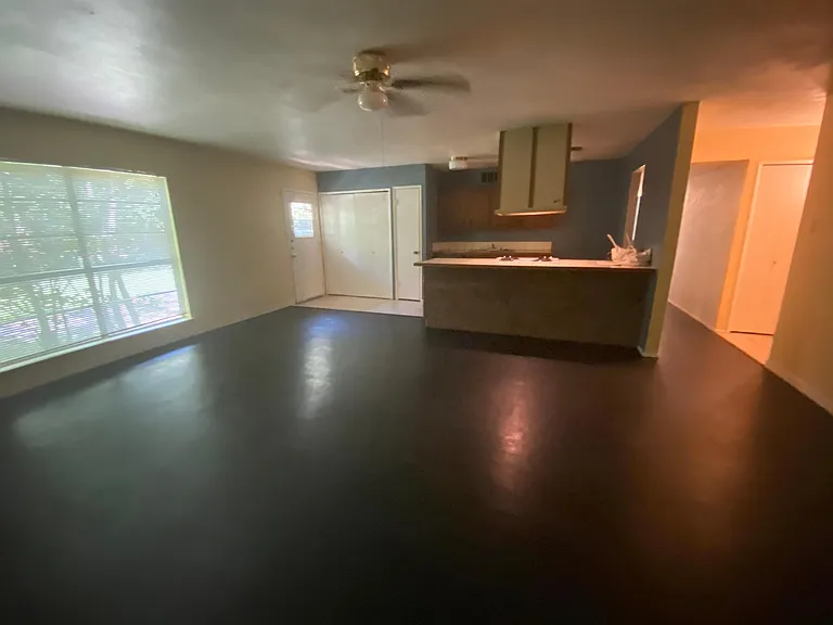 7309 Ashcrest Ln — Photo 11