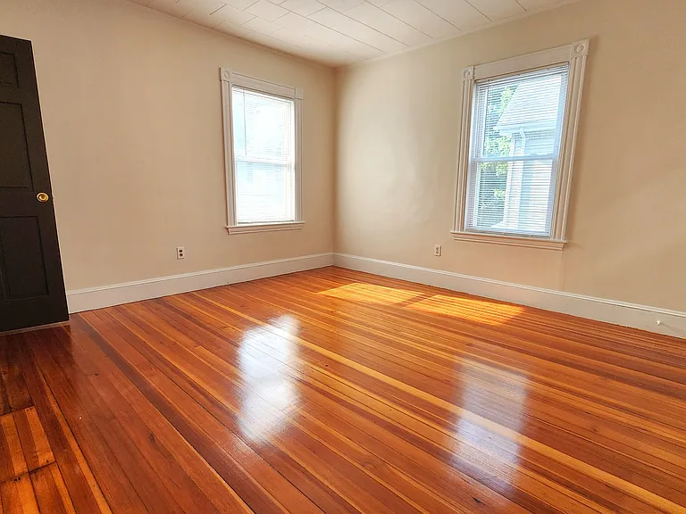 16 Hobson St #1 — Photo 10