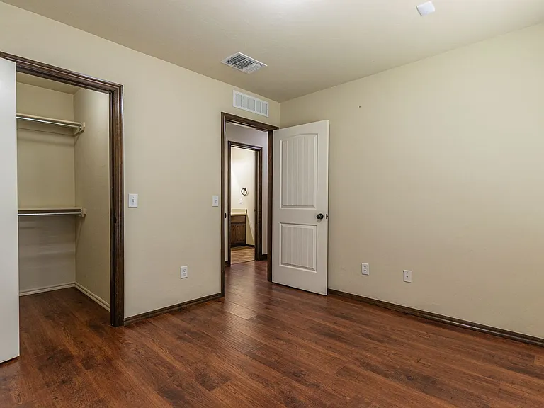 2405 SW 138th St — Photo 18