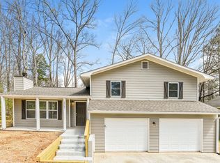 5767 Riverside Dr, Sugar Hill, GA 30518