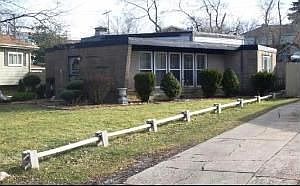 2nd image of 4430 N Jackson Blvd