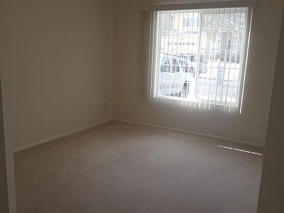 Living Room / Office 