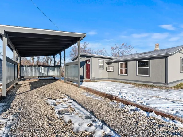 511 N Johns Ave, Emmett, ID 83617