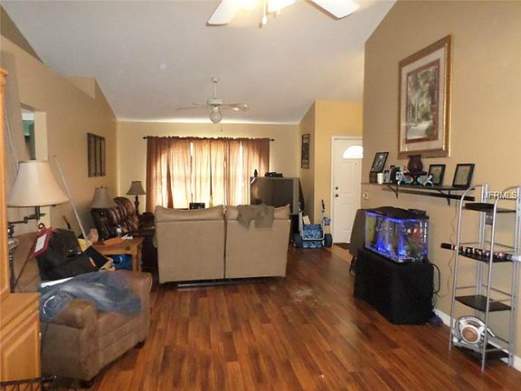 3rd image of 321 Montego Ct SE