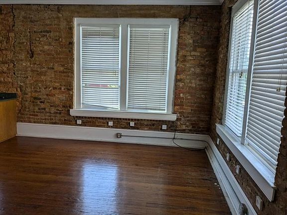 2nd image of 101 E Main St #A