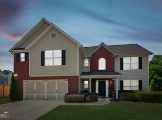 823 Myles Cir, Jefferson, GA 30549